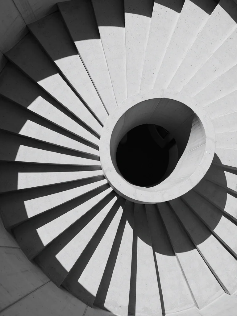 Geometric architectural structure